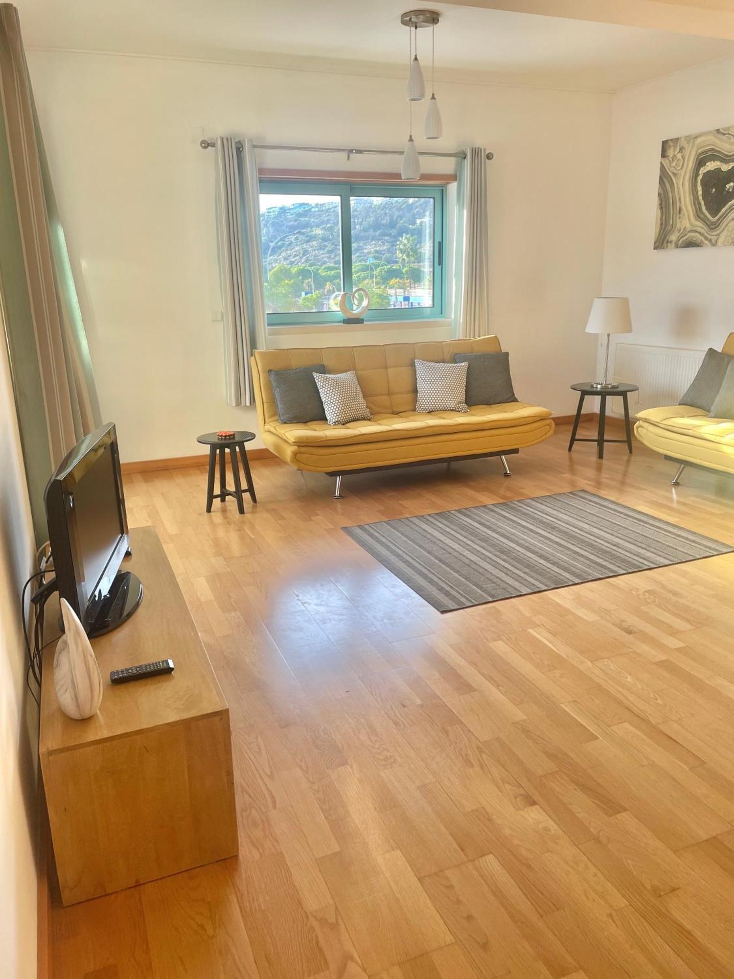 Marina View Apartment อัลบูเฟรา ภายนอก รูปภาพ